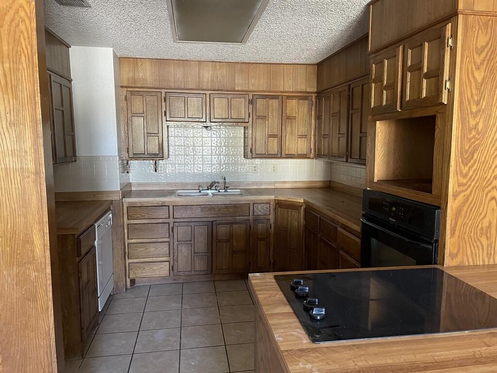 2517-27 Roper Street Odessa, TX 79761 - Photo 3 of 40 Gallery Image 3