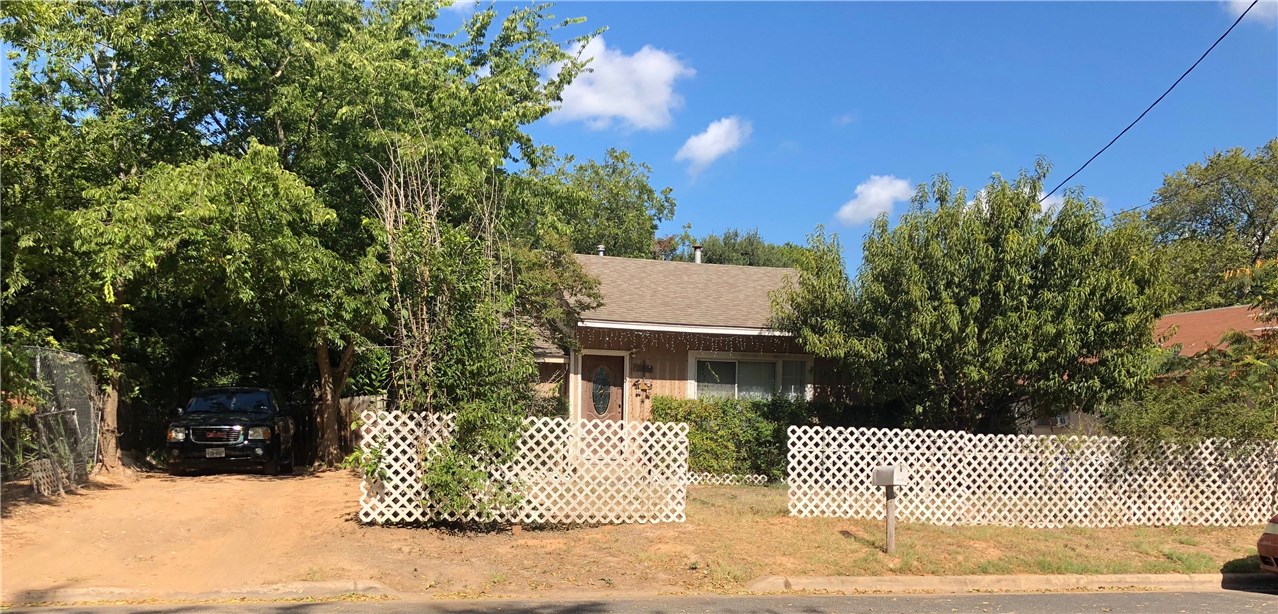 508 Vermont Road Austin, TX 78702 - Photo 1 of 1 a view of a house with a fence