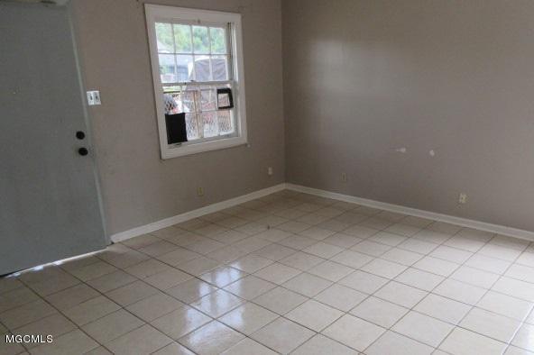 197 Larosa Road Long Beach, MS 39560 - Photo 6 of 15 IMG_0681
