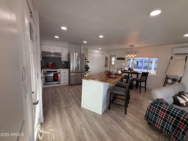 $99,900 | 305 South Val Vista Drive, Unit 94, Mesa, AZ 85204