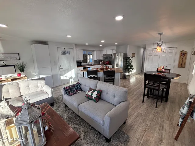 $99,900 | 305 South Val Vista Drive, Unit 94, Mesa, AZ 85204