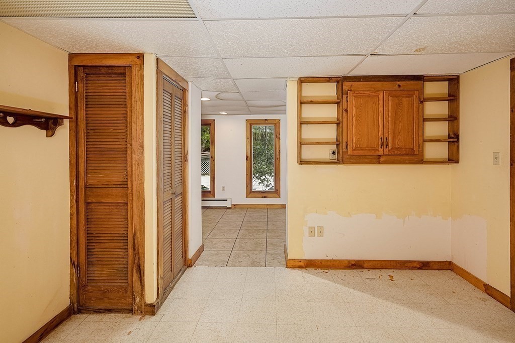 260 North Haverhill Road Exeter, NH 03833 - Photo 33 of 42 Gallery Image 33