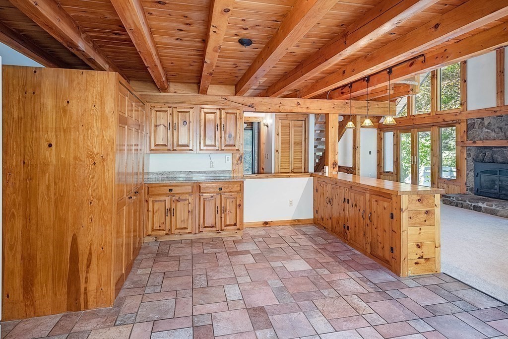260 North Haverhill Road Exeter, NH 03833 - Photo 10 of 42 Gallery Image 10
