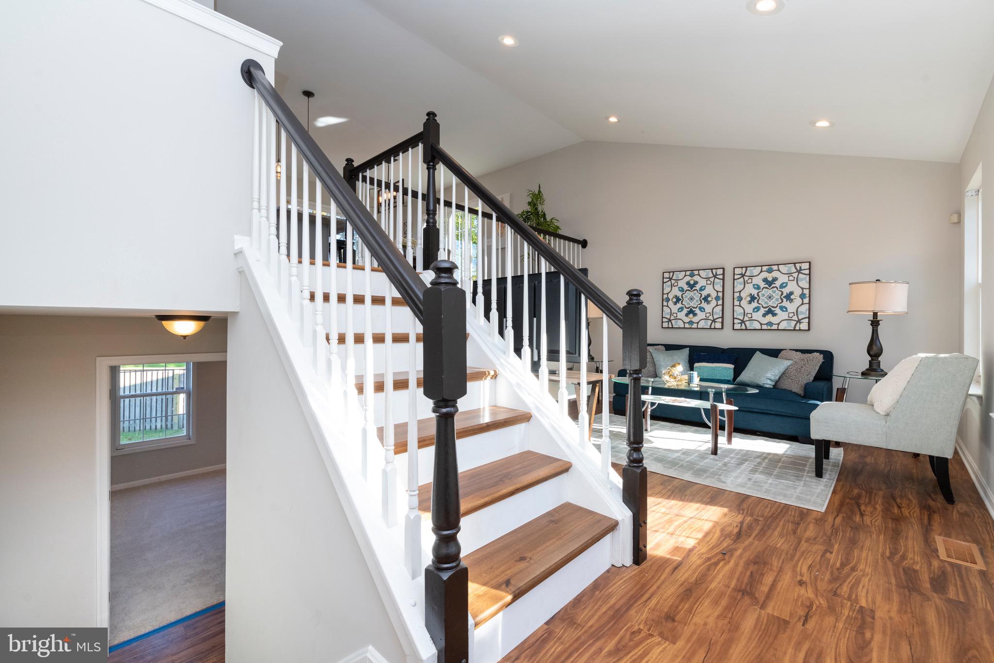 9801 Dee Way Middle River, MD 21220 - Photo 4 of 43