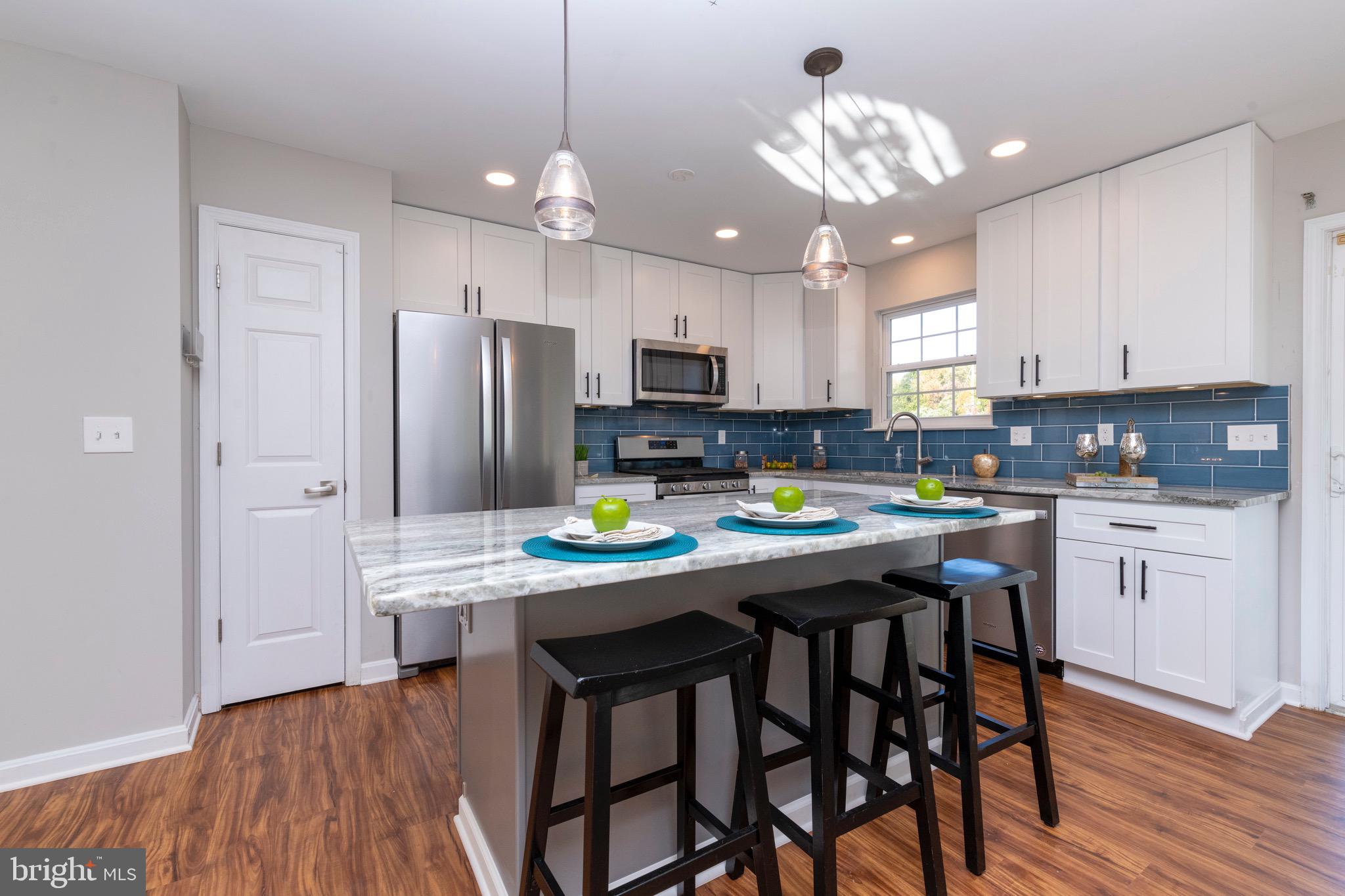 9801 Dee Way Middle River, MD 21220 - Photo 9 of 43