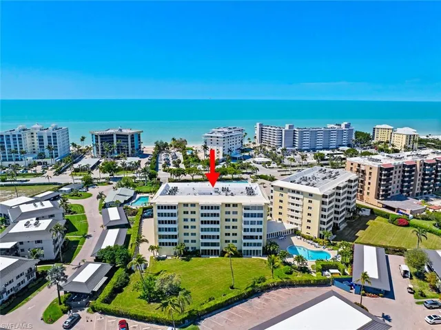 $6,500 | 3410 Gulf Shore Boulevard North, Unit 403, Naples, FL 34103