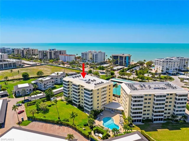 $6,500 | 3410 Gulf Shore Boulevard North, Unit 403, Naples, FL 34103