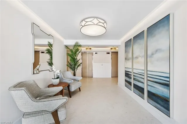 $6,500 | 3410 Gulf Shore Boulevard North, Unit 403, Naples, FL 34103