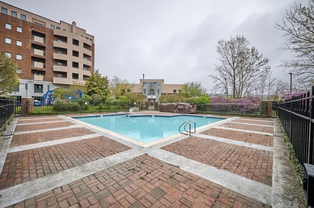 175 Cottage Street, Unit 504 Chelsea, MA 02150 - Photo 5 of 31