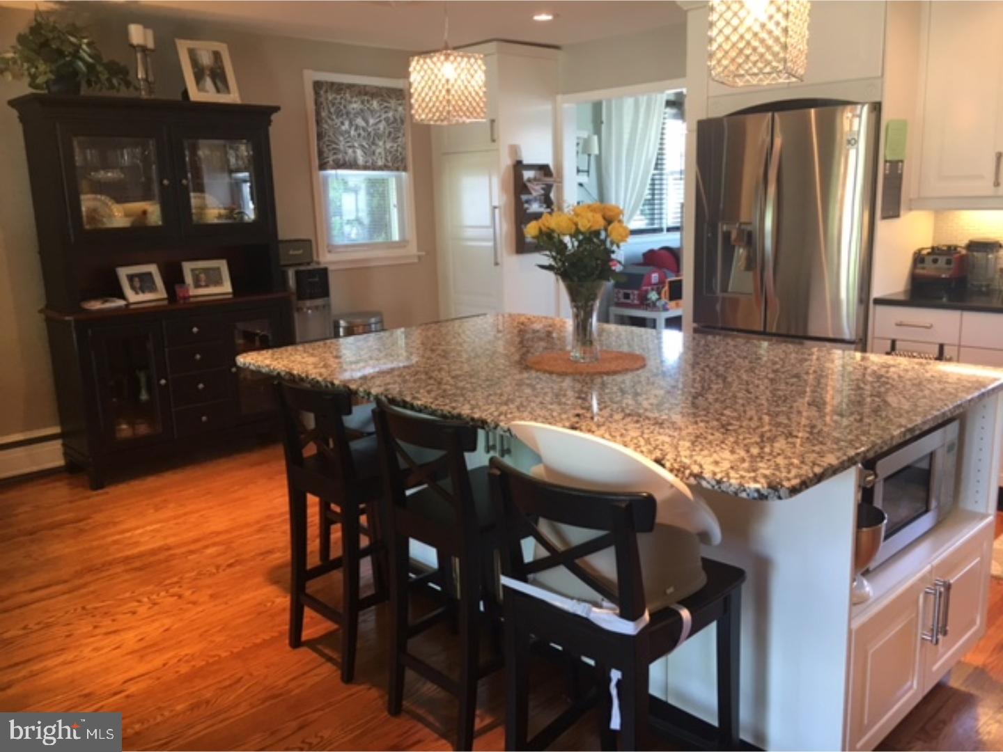 695 Middle Road Warminster, PA 18974 - Photo 7 of 25 Kitchen