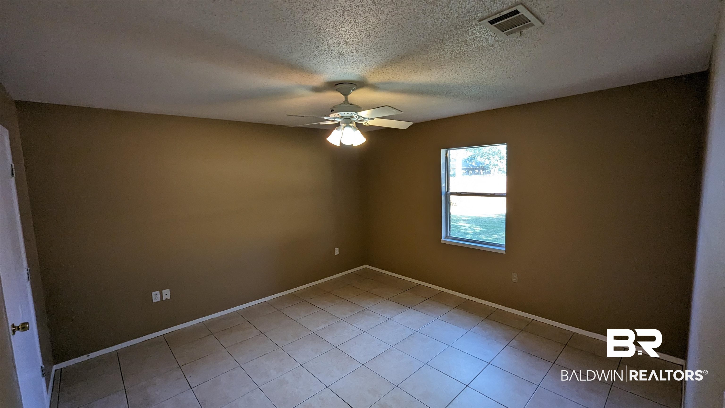 1616 North Cedar Street, Unit 1616 Foley, AL 36535 - Photo 9 of 10