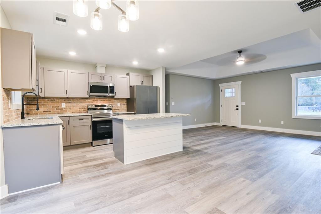 52 Deer Run Circle Newborn, GA 30056 - Photo 11 of 27