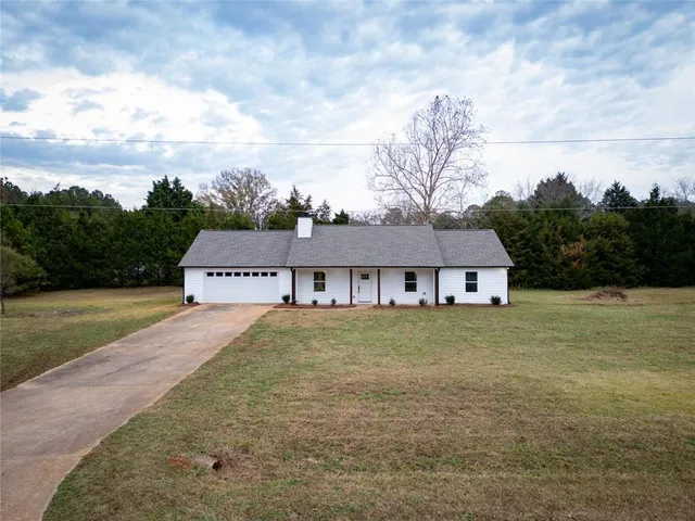 $319,900 | 52 Deer Run Circle, Newborn, GA 30056