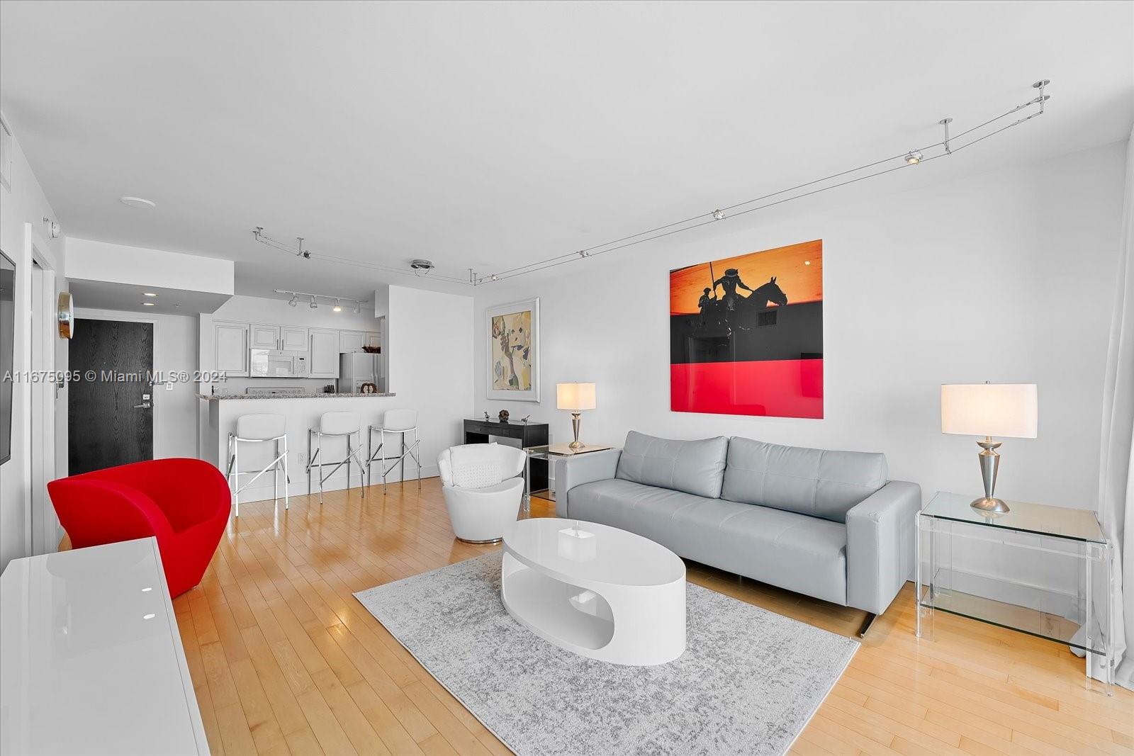 90 Alton Road, Unit 2206 Miami Beach, FL 33139 - Photo 8 of 25 Gallery Image 8