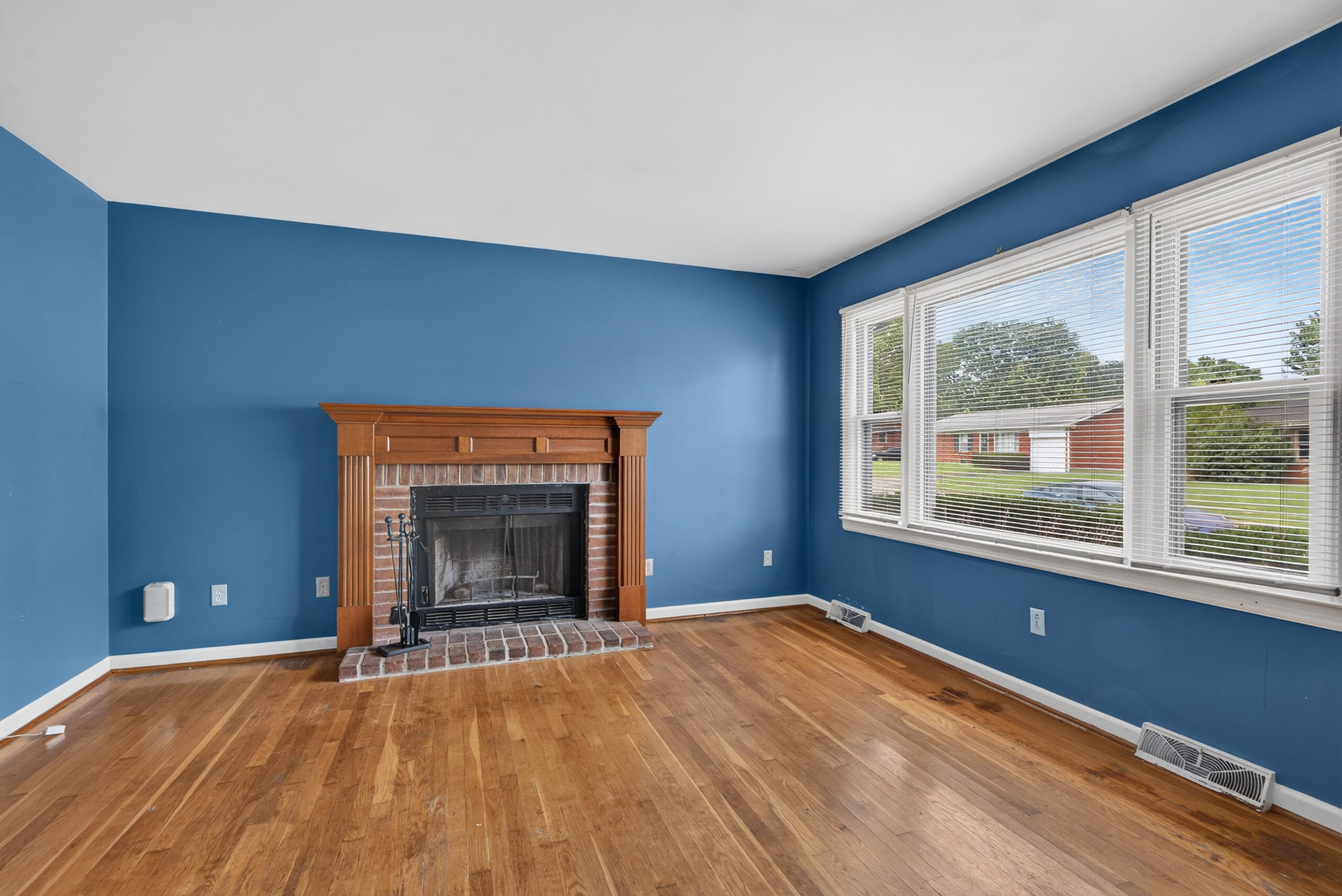 2184 Stephens Lane Lexington, KY 40504 - Photo 6 of 22 2184stephens06