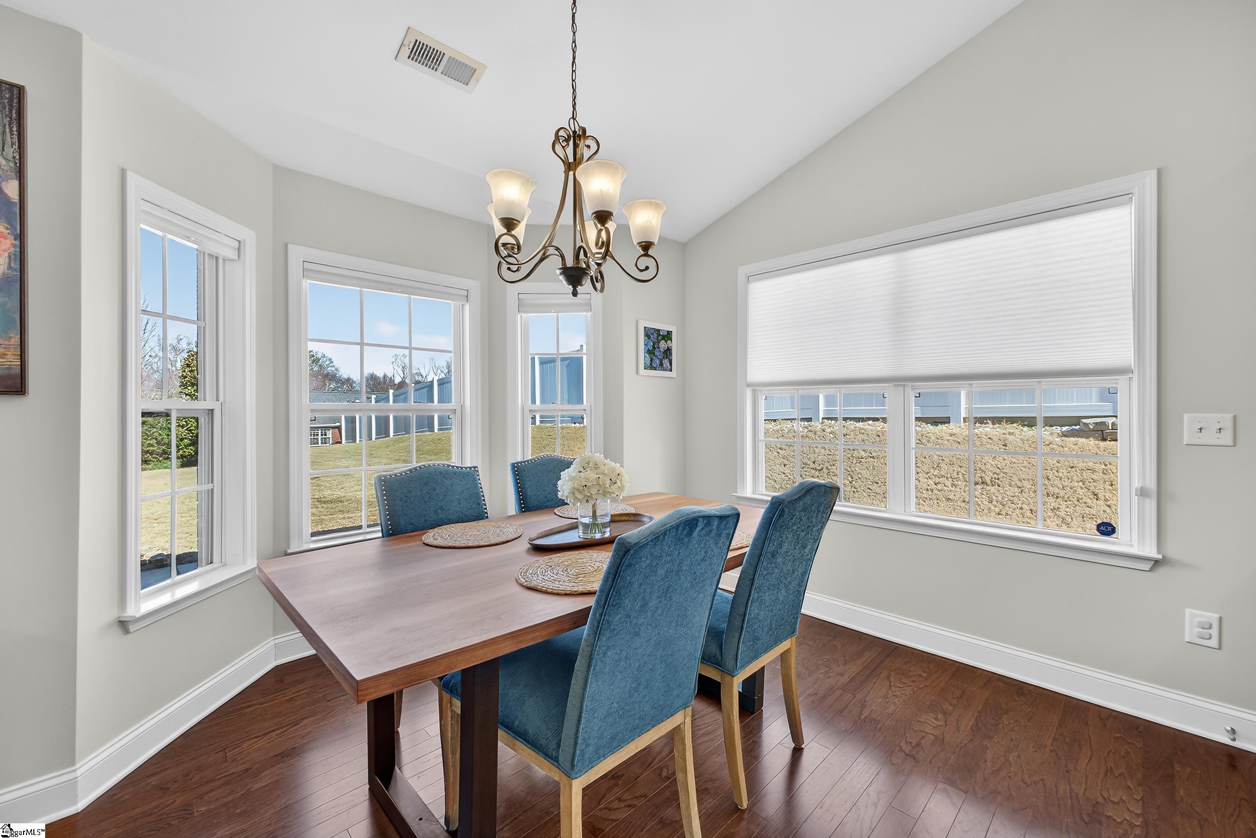 11 Cedarcrest Court Simpsonville, SC 29680 - Photo 13 of 47