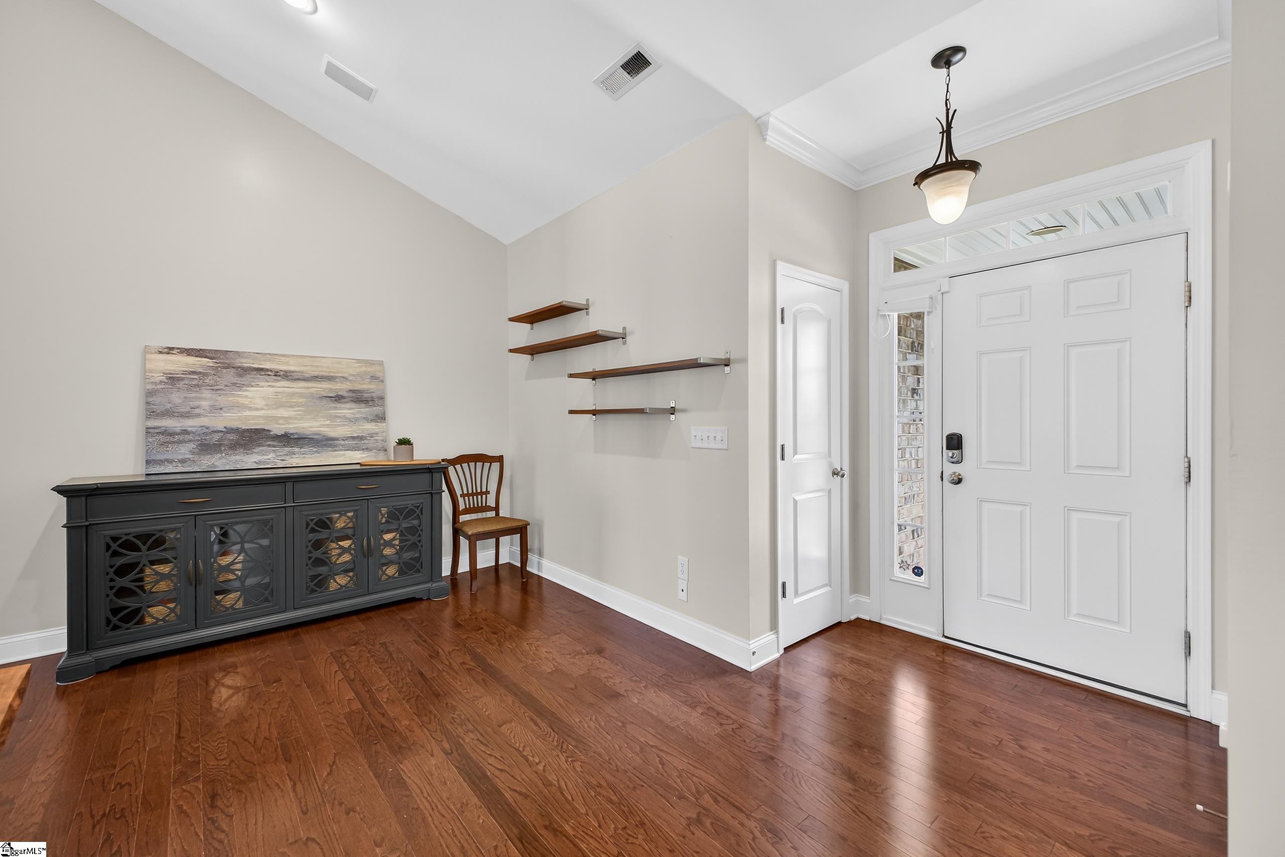 11 Cedarcrest Court Simpsonville, SC 29680 - Photo 5 of 47