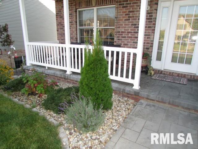 1772 Kingsbury Road Washington, IL 61571 - Photo 3 of 36 Gallery Image 3