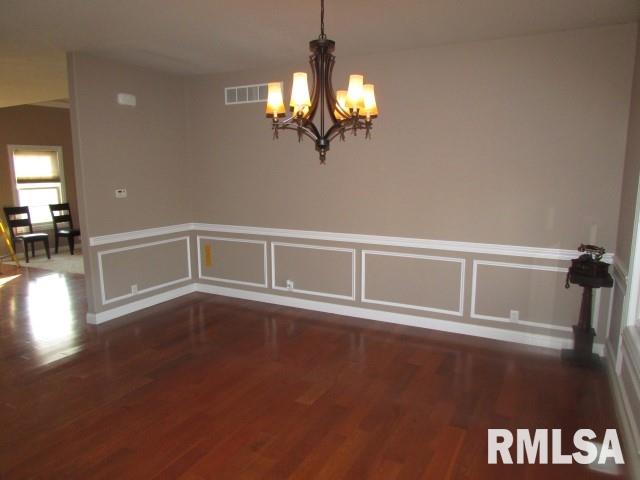 1772 Kingsbury Road Washington, IL 61571 - Photo 6 of 36 Gallery Image 6