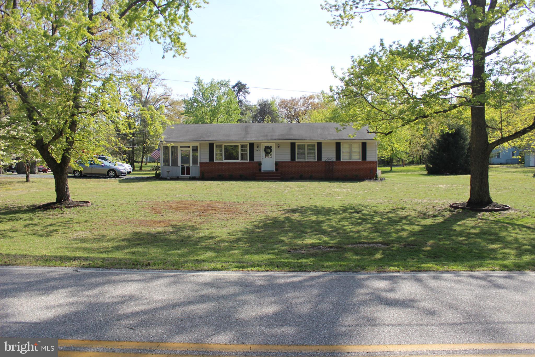 264 North Ferry Point Road Pasadena, MD 21122 - Photo 1 of 18 Exterior (Front)