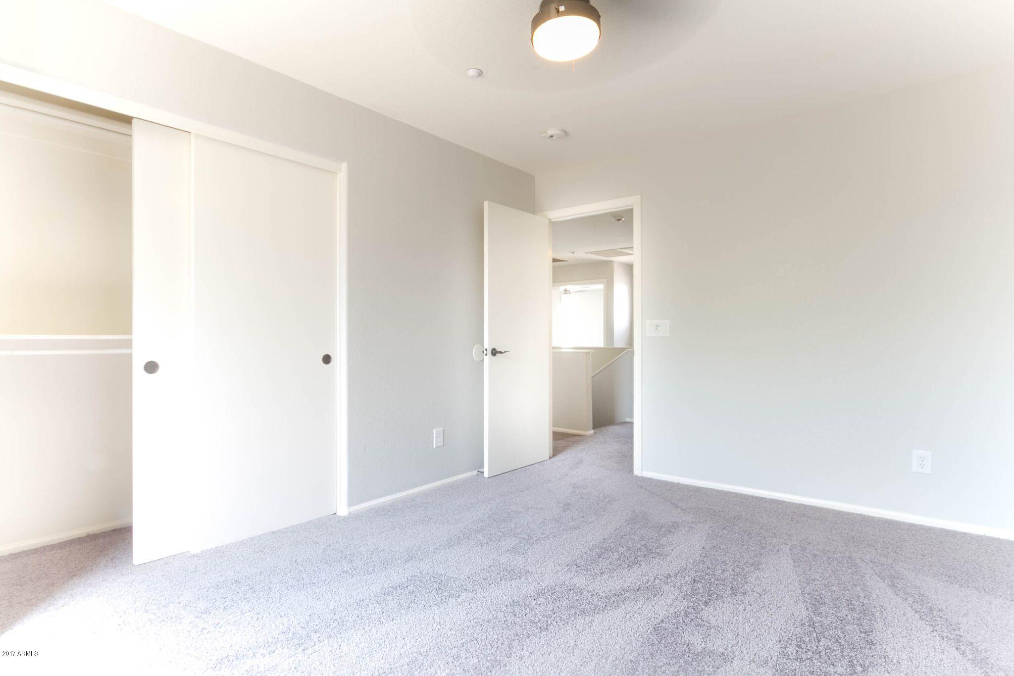1015 Mountain View Road San Tan Valley, AZ 85143 - Photo 15 of 22 st17