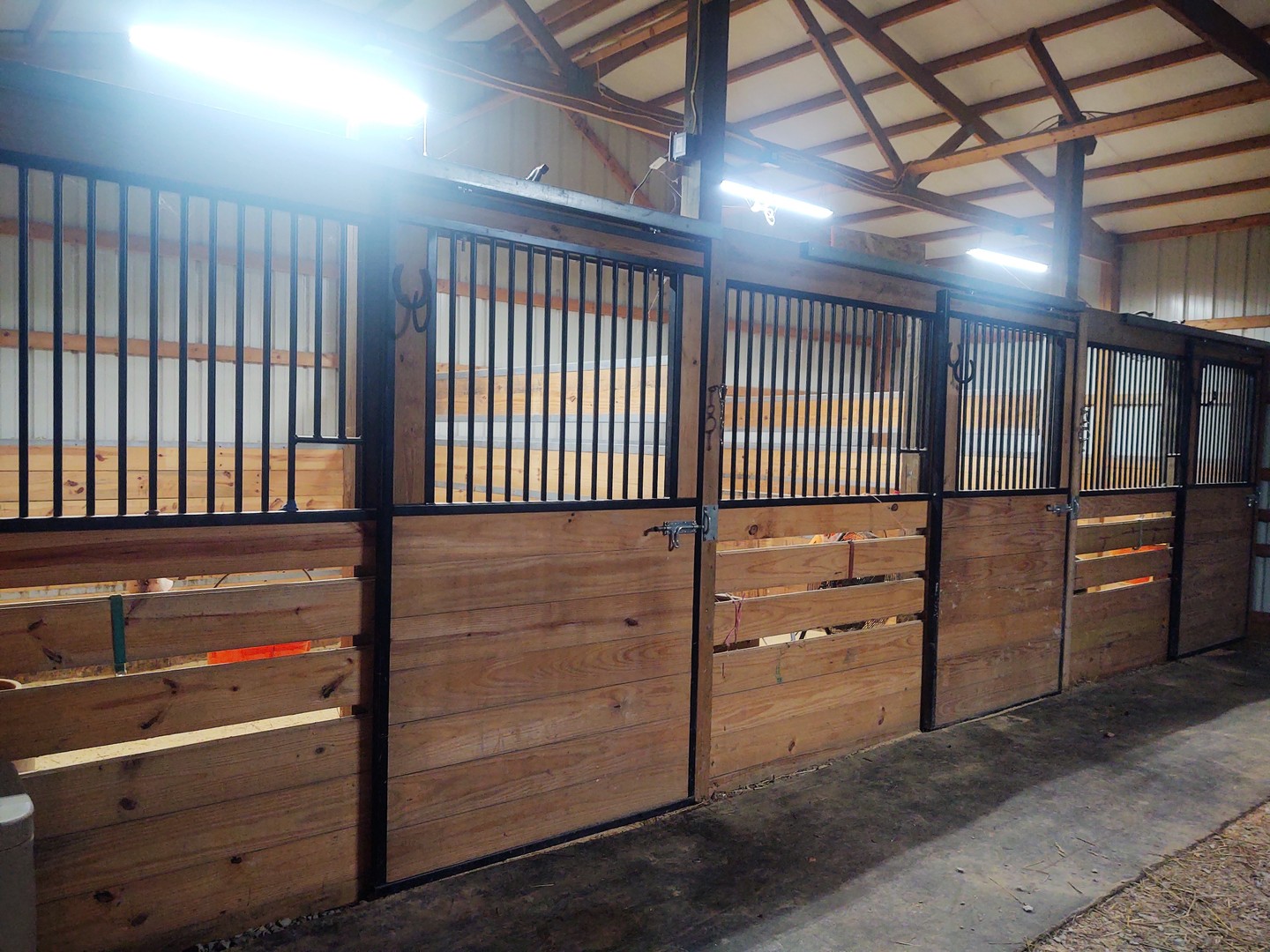 377 Lusk Road Golconda, IL 62938 - Photo 27 of 42 a view of an empty room