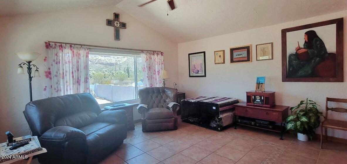 5140 North Vista Road Apache Junction, AZ 85119 - Photo 9 of 39 Vista LR