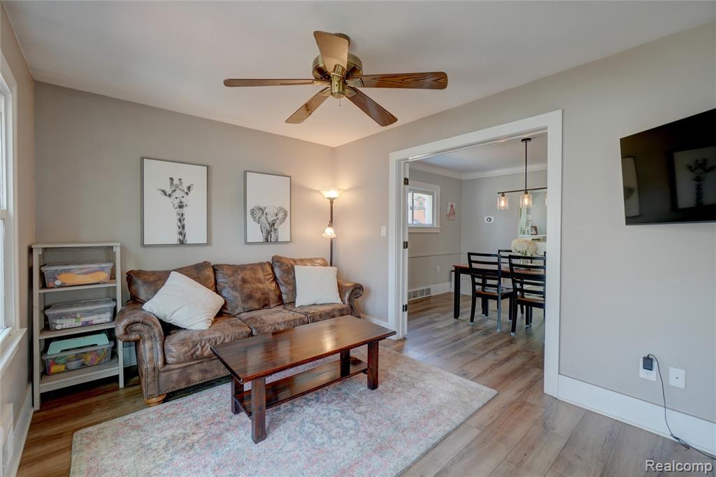 59 Wellesley Drive Pleasant Ridge, MI 48069 - Photo 10 of 44 Gallery Image 10