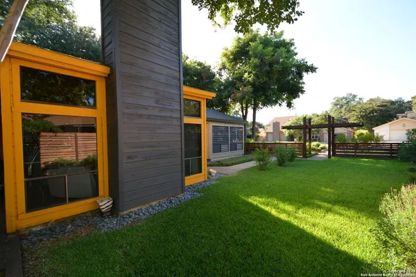 $2,350 | 3330 Trailway Park Street, San Antonio, TX 78247