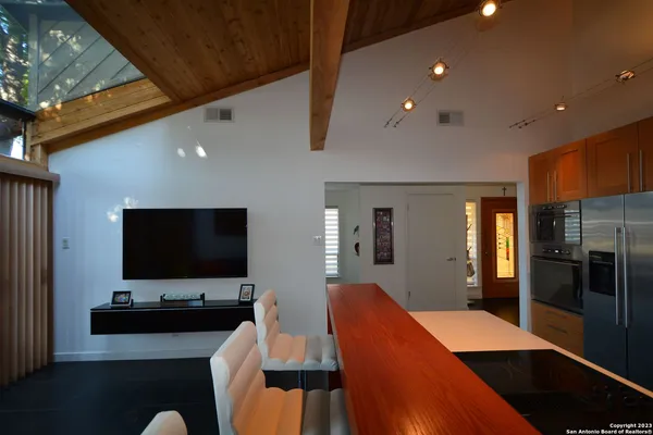 $2,350 | 3330 Trailway Park Street, San Antonio, TX 78247