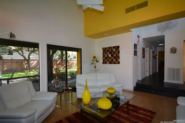 $2,350 | 3330 Trailway Park Street, San Antonio, TX 78247