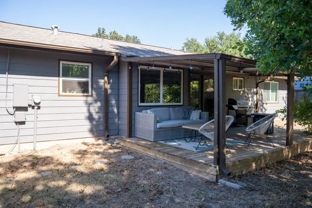 $2,700 | 2509 Cockburn Drive, Austin, TX 78745