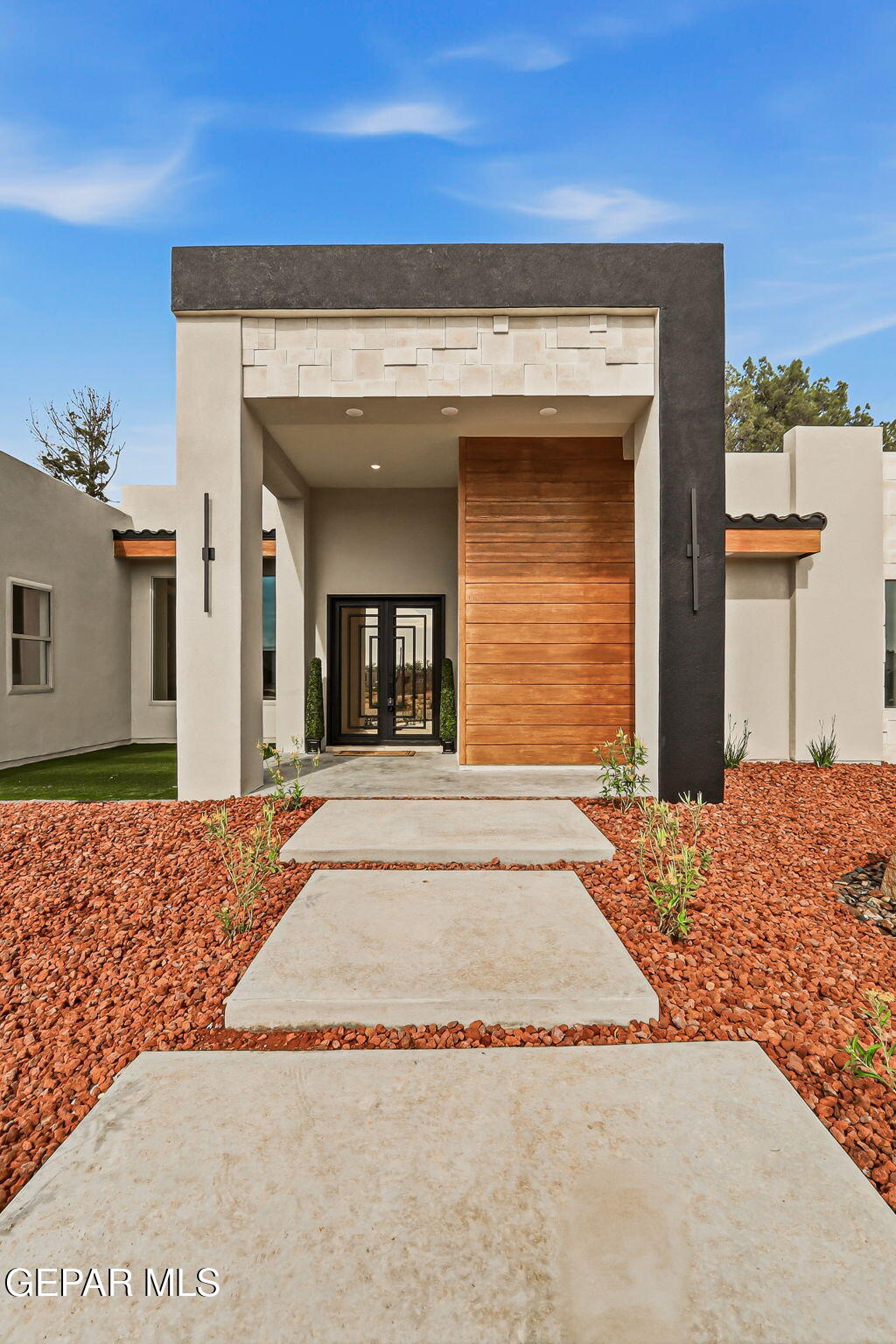 5640 Rio Bonito Circle El Paso, TX 79932 - Photo 5 of 47 6-web-or-mls-IMG_4094