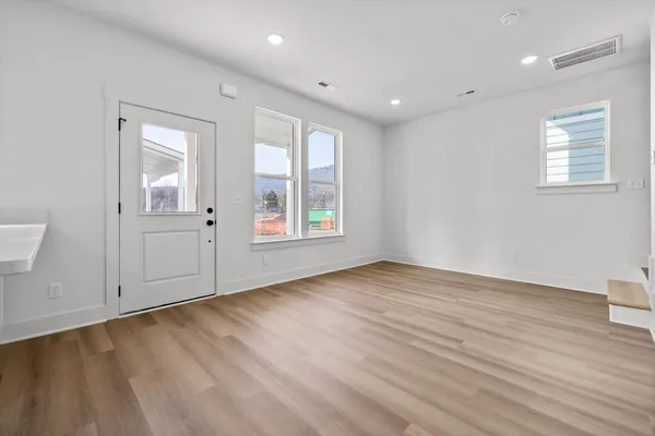 $499,700 | 4623 Hodley Avenue, Chattanooga, TN 37410