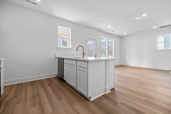 $499,700 | 4623 Hodley Avenue, Chattanooga, TN 37410