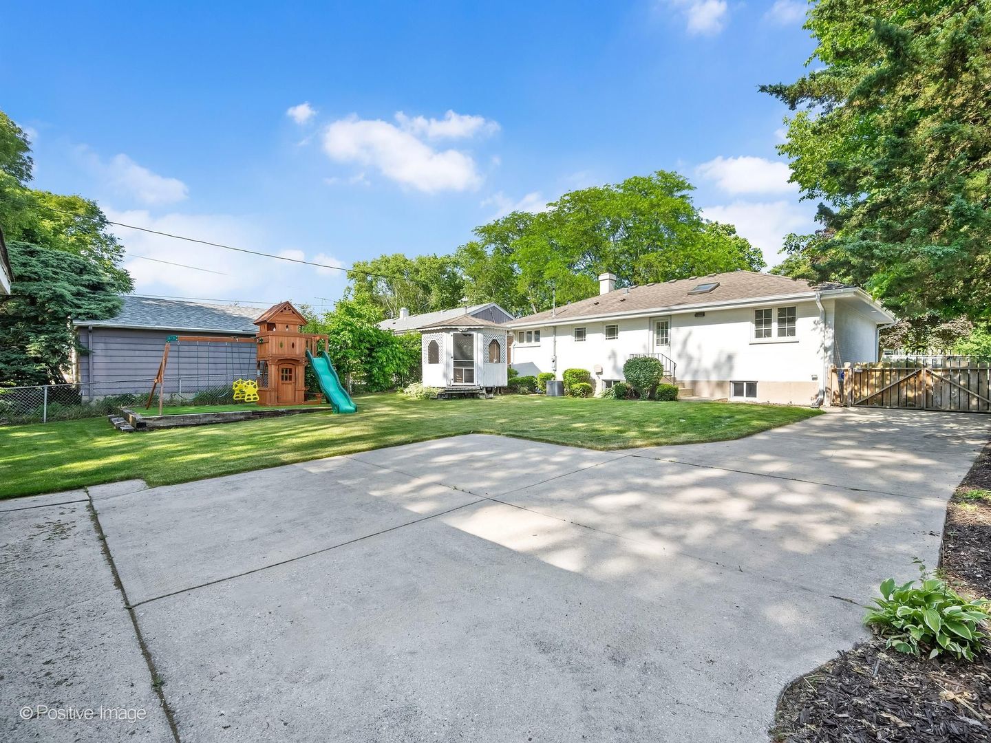 808 Delles Road Wheaton, IL 60189 - Photo 20 of 27