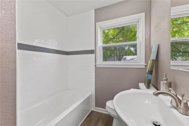 $269,900 | 11911 East 44th Street, Kansas City, MO 64133