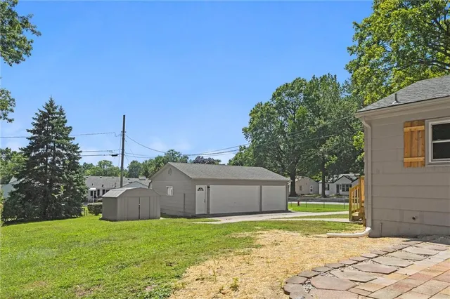 $269,900 | 11911 East 44th Street, Kansas City, MO 64133