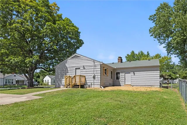 $269,900 | 11911 East 44th Street, Kansas City, MO 64133