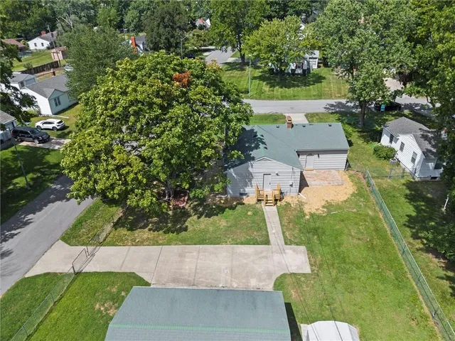 $269,900 | 11911 East 44th Street, Kansas City, MO 64133