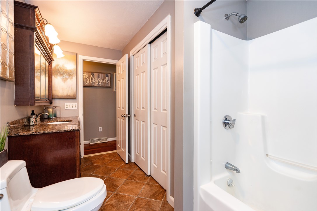 11 Lakecrest Circle Warwick, RI 02889 - Photo 21 of 50