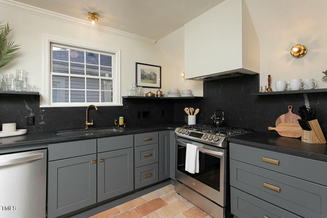 821 North Buchanan Boulevard, Unit B Durham, NC 27701 - Photo 21 of 30 Photo #21