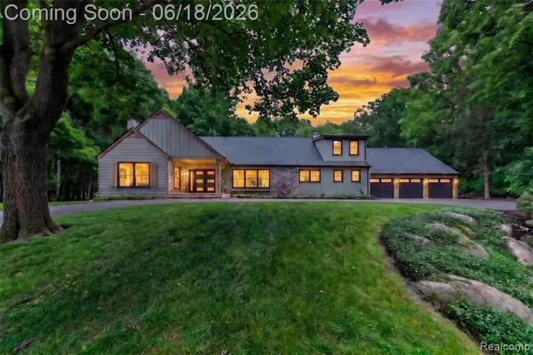 $1,775,000 | 1366 Conge Drive, Bloomfield Hills, MI 48304