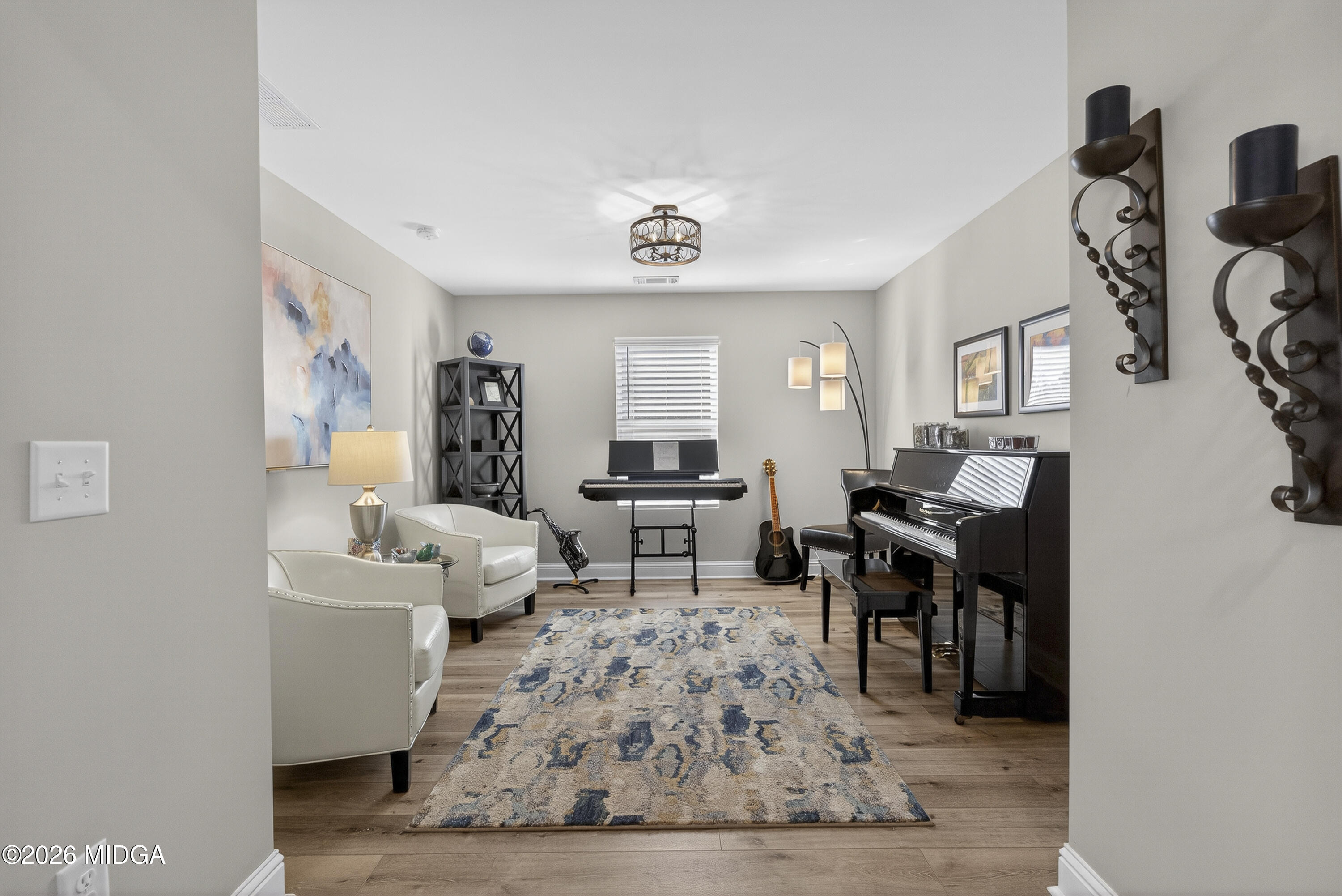 737 Springhill Drive Gray, GA 31032 - Photo 13 of 60 a living room with furniture