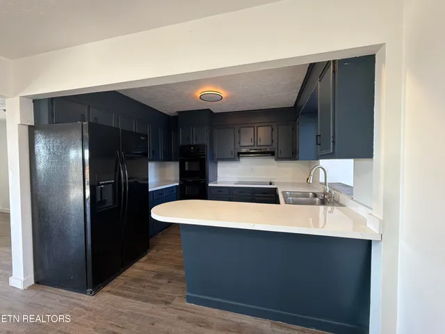 $384,900 | 328 Peach Orchard Road, Clinton, TN 37716