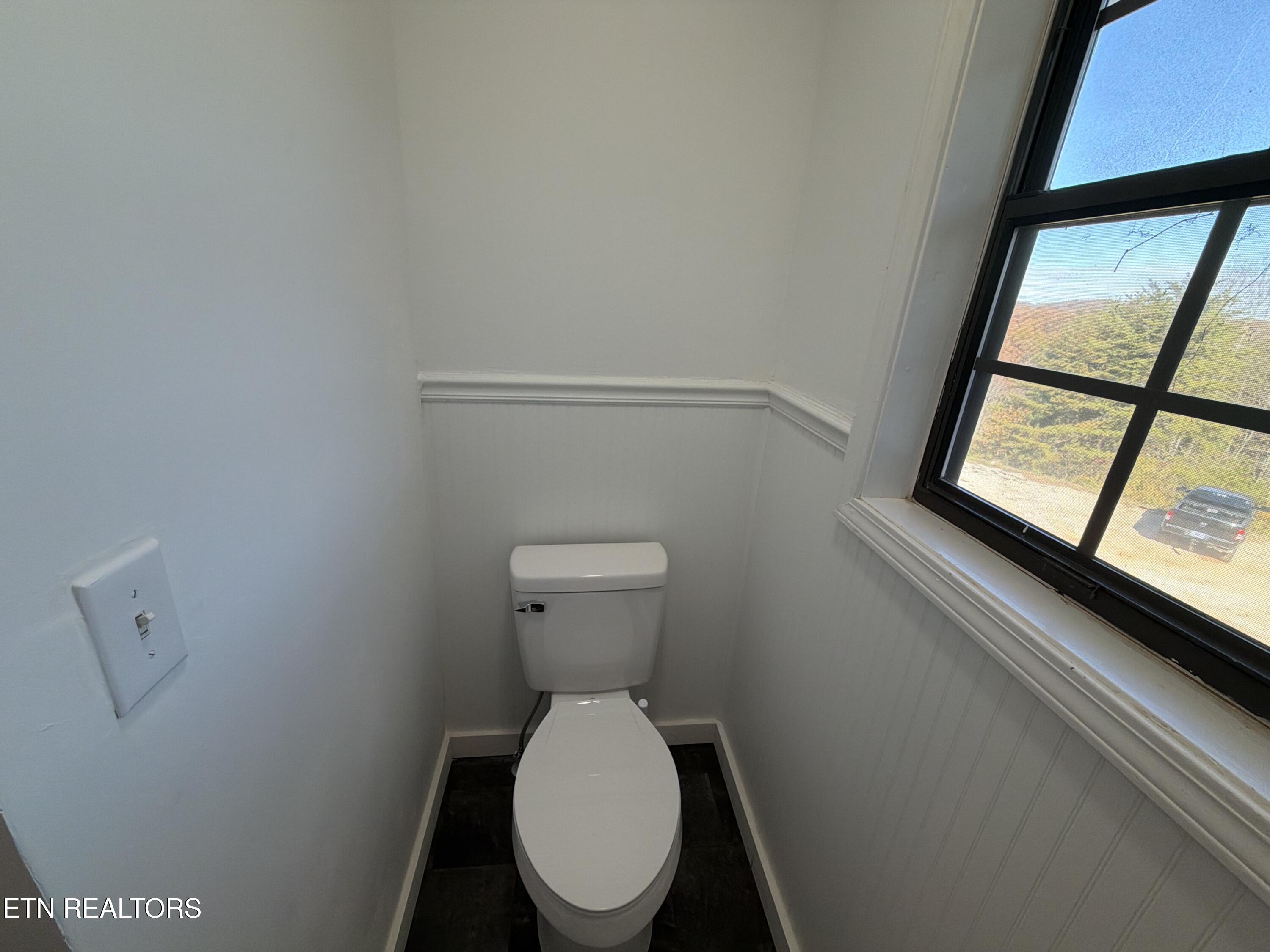 328 Peach Orchard Road Clinton, TN 37716 - Photo 26 of 46 IMG_0648