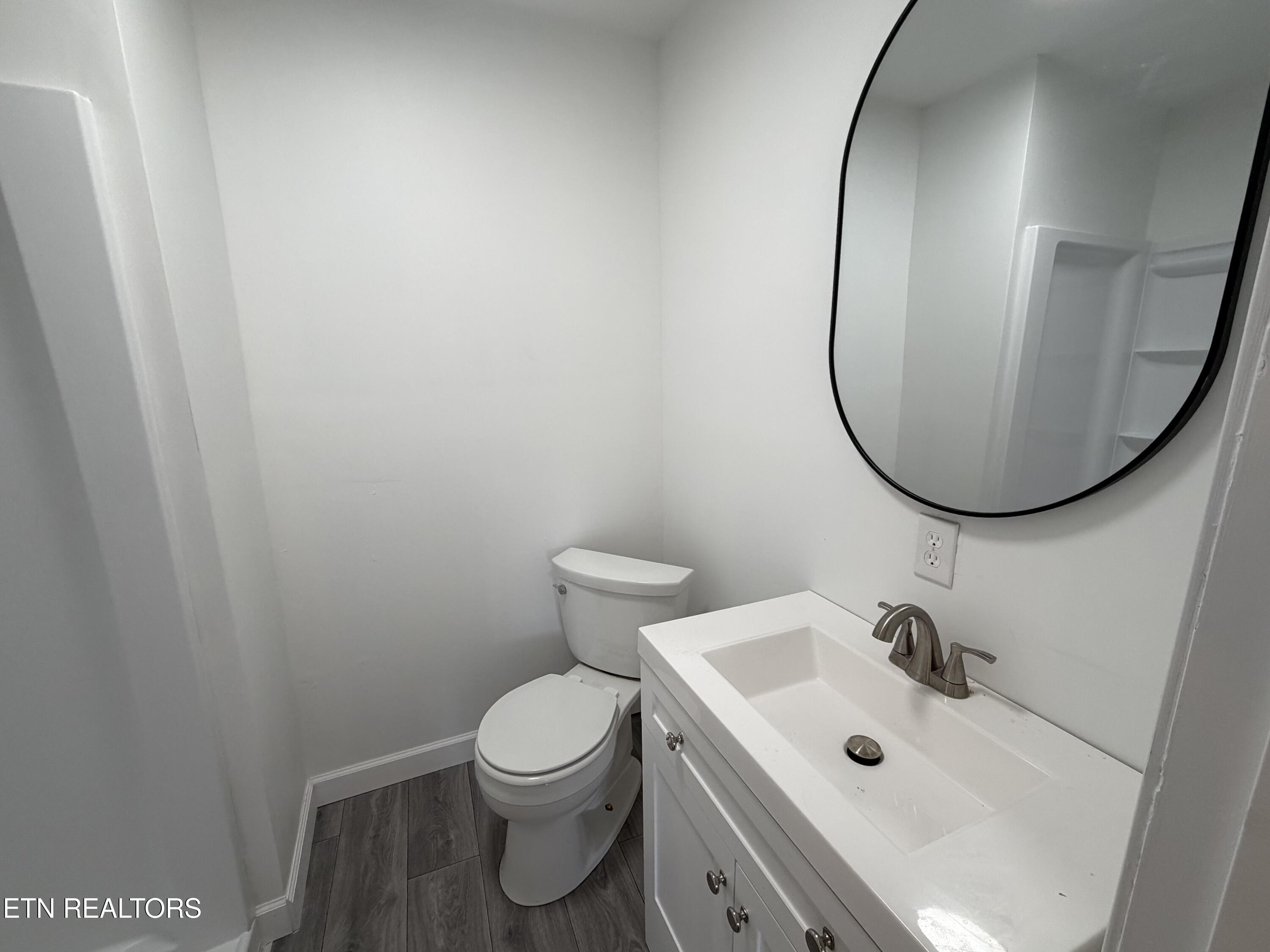 328 Peach Orchard Road Clinton, TN 37716 - Photo 36 of 46 IMG_0621