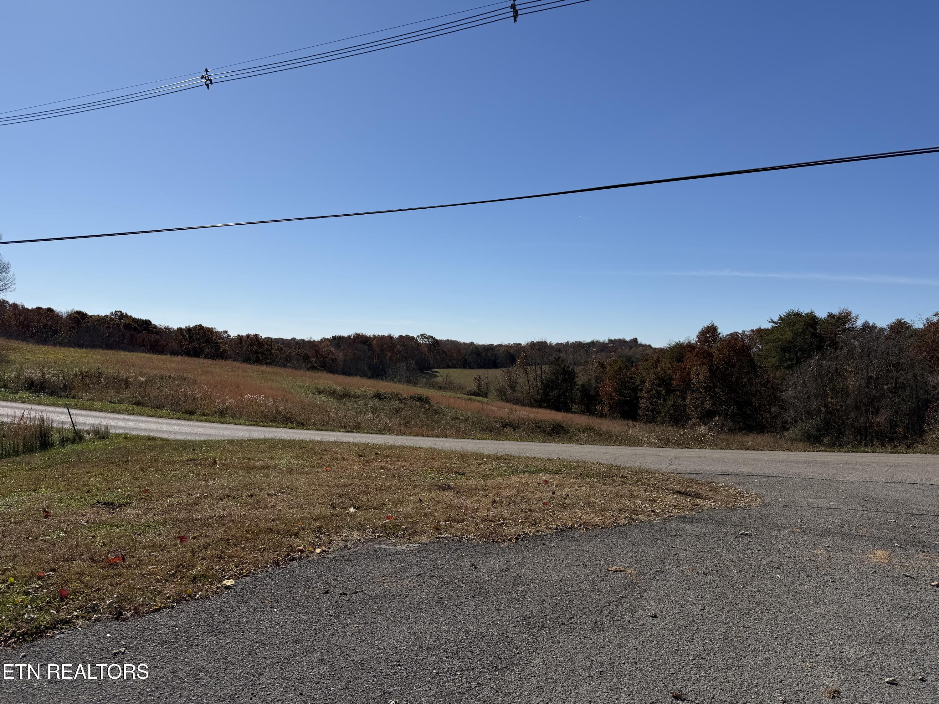 328 Peach Orchard Road Clinton, TN 37716 - Photo 40 of 46 IMG_0617