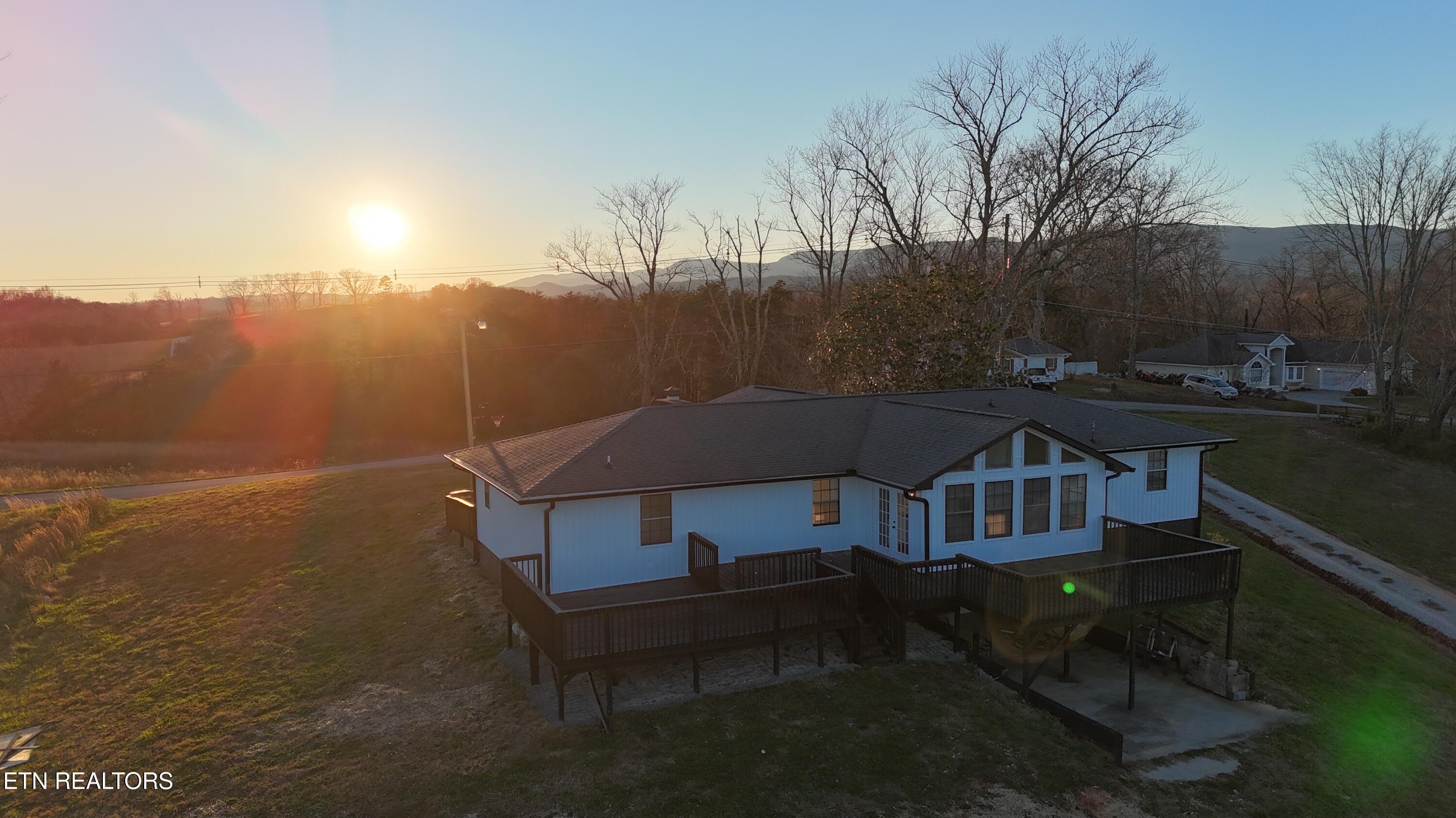 328 Peach Orchard Road Clinton, TN 37716 - Photo 7 of 46 dji_fly_20251127_173638_0128_17642812669