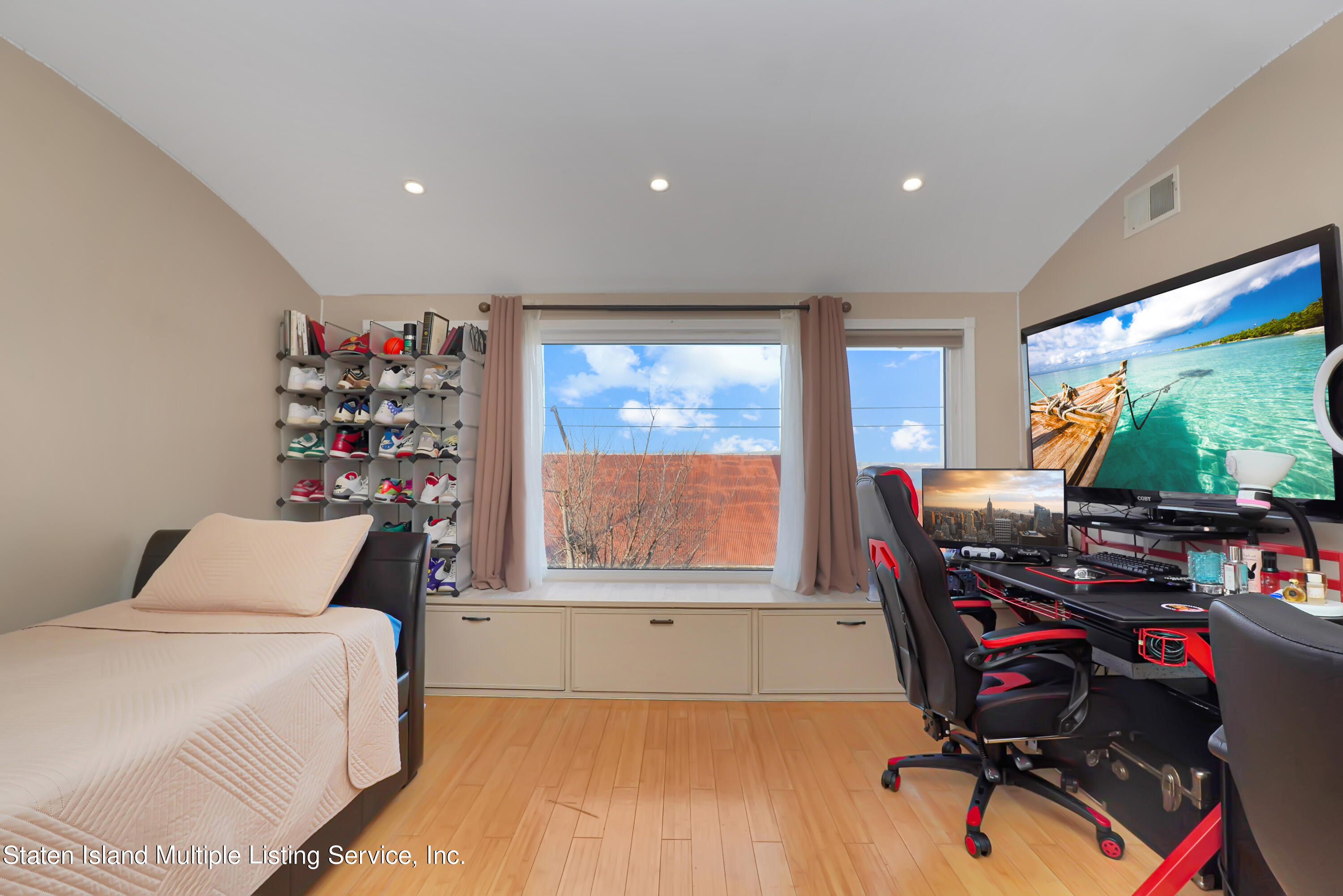 258 Edgewater Street Staten Island, NY 10305 - Photo 21 of 33